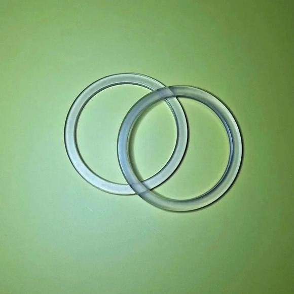 Vintage 1960s–70s Frosted Lucite Bangle Bracelets – Set of 2 Mid-Century Mod - Picture 4 of 10